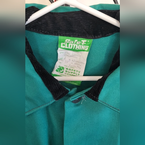 Vintage Safe-T-Clothing Shop Shirt - Picture 5 of 12